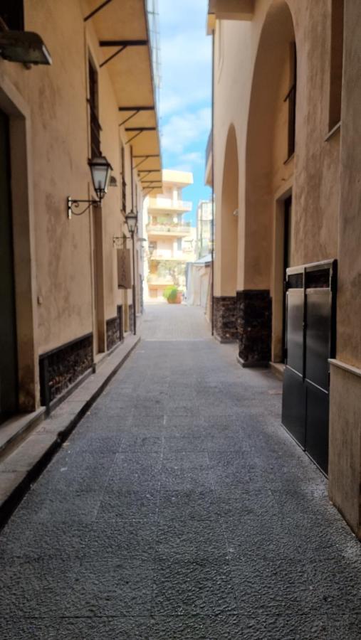 Le Dimore Del Corso II Ad Acireale Fra Catania, Taormina, Il Mare E L'Etna Ngoại thất bức ảnh